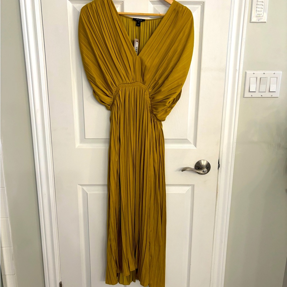RW&Co Gold Pleated Dress